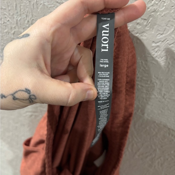 Vuori NWOT Halo Performance Joggers with Pockets in Cinnamon Heather size Large - Picture 8 of 9